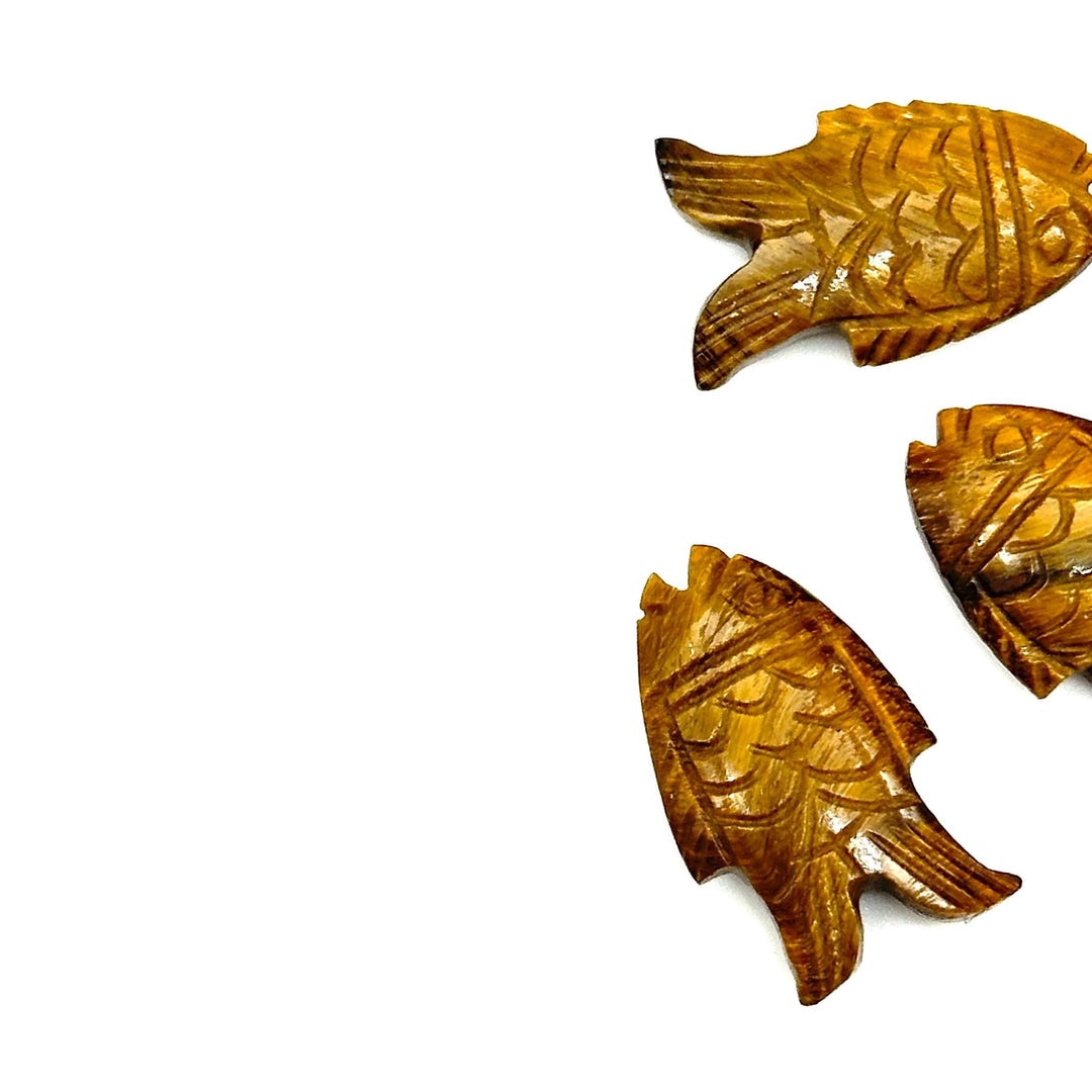 Natural Tiger Eye Fish Carving Gemstone, Hand Carved Fish Shape Gemstone, Healing Fish Beads 17X26 MM Brown Fish Charm Best For Jewelry