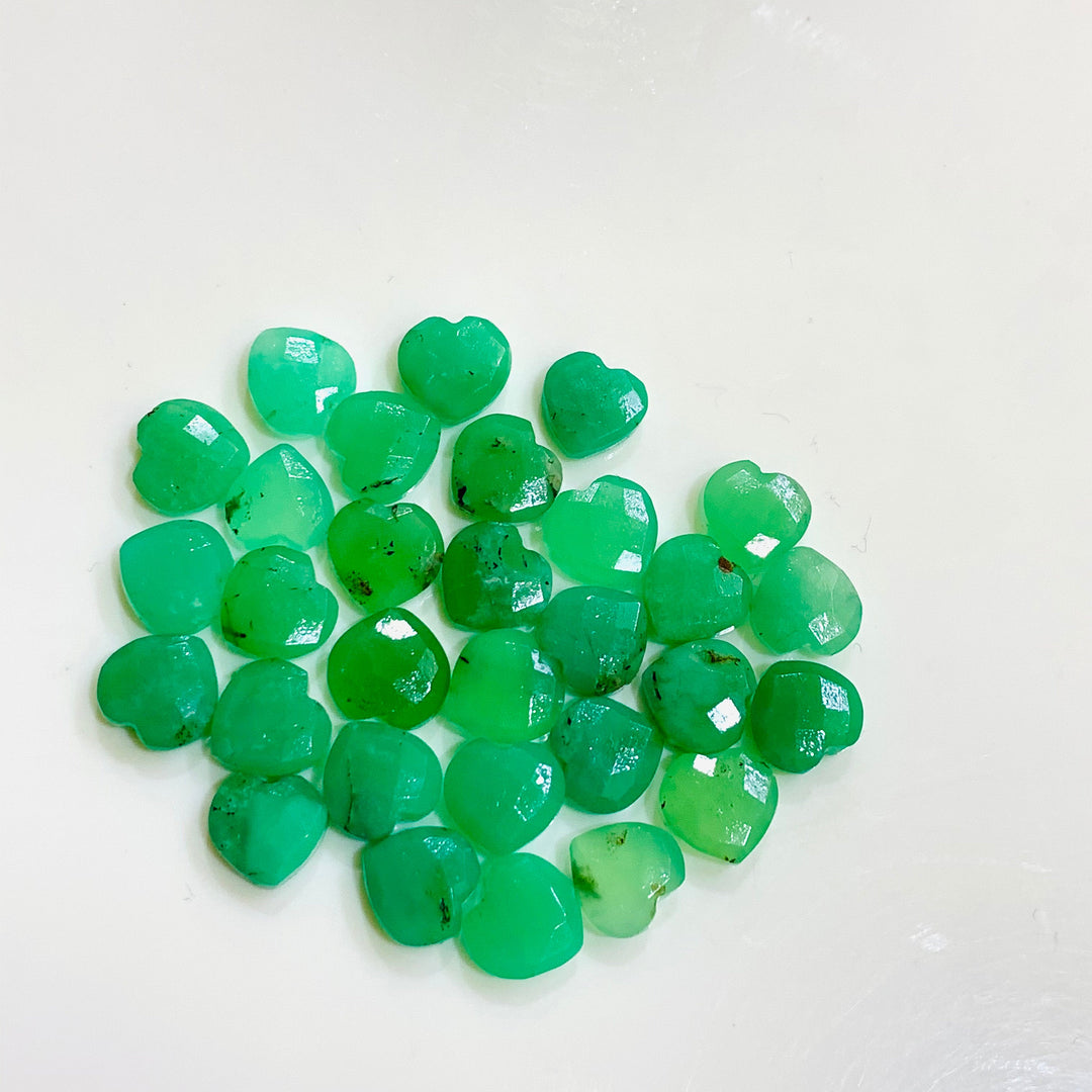 2,5,6,7,8,9,10 pcs Natural Chrysoprase Faceted  Carved Heart Shape Briolettes, Carved Heart Shape Gemstone For Jewellery, Heart Shape 10mm