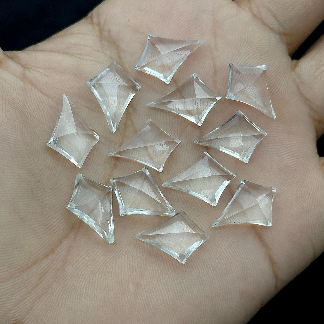 Clear Crystal Quartz Kite Shape Beads, Hand Carved Faceted Kite Shape Stone, Kite Shape Charms for Jewelry Making, 16 MM Gemstone Carvings