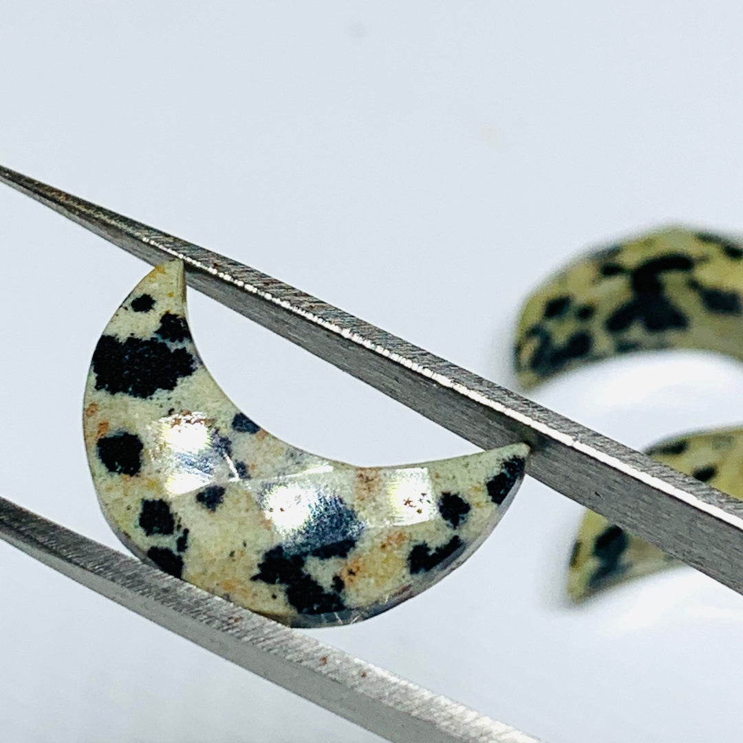 2,3,4,5 Pcs Natural Jesper Moon Shape Briolettes,  Faceted Hand Carved Moon Loose gemstone, Moon Shape Gemstone, Carved Gemstone, 17 mm