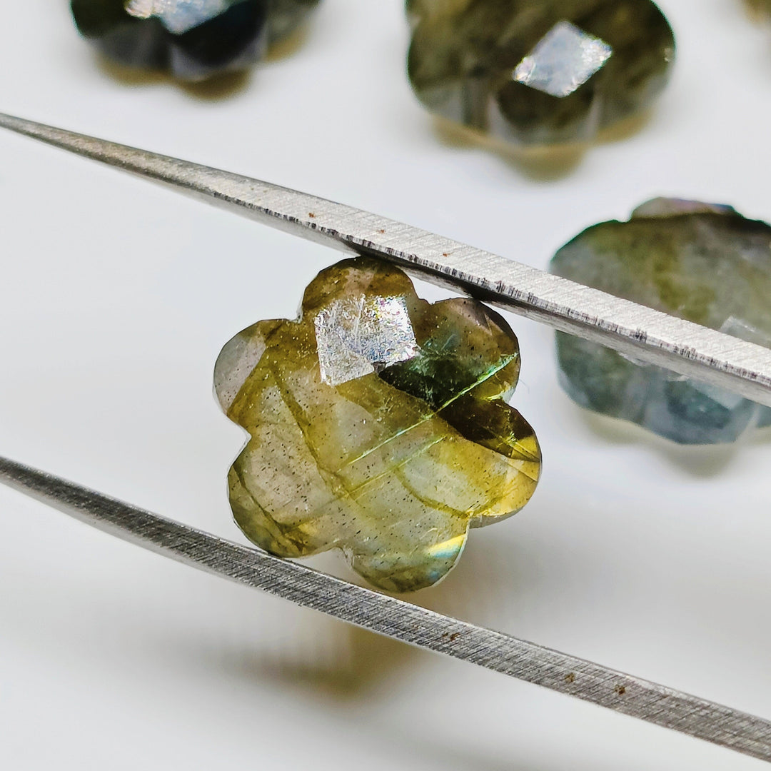 2,3,4,5 Pcs Natural Labradorite Hand Carved Flower Shape, Carved Flower Shape Gemstone For Jewellery, Flower Shape Gemstone, 10 mm