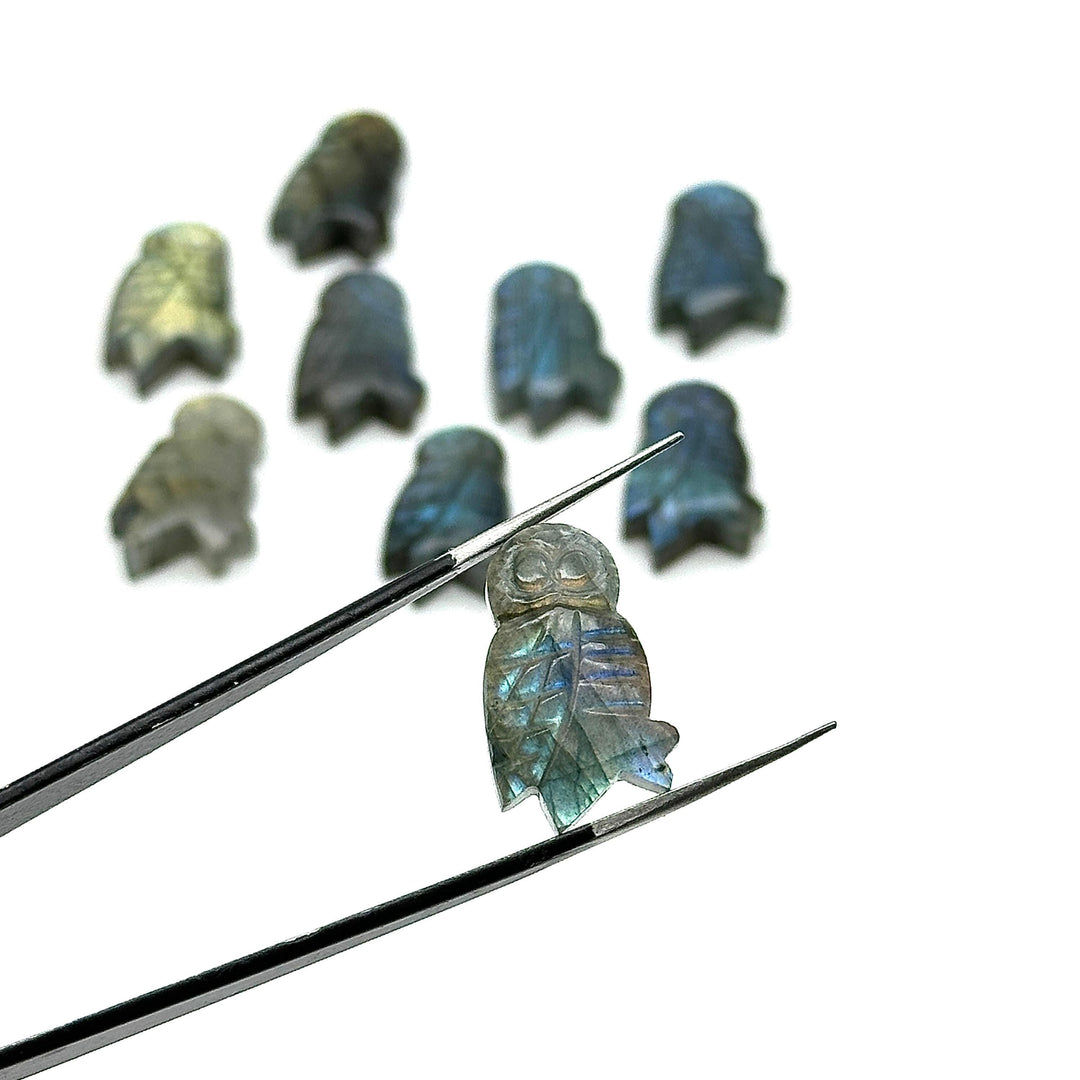 Natural Labradorite Owl Shape Gemstones, Hand Carved Owl Shape Stone, Flashy Labradorite Owl Shape Charms, 20 MM Bird Carvings