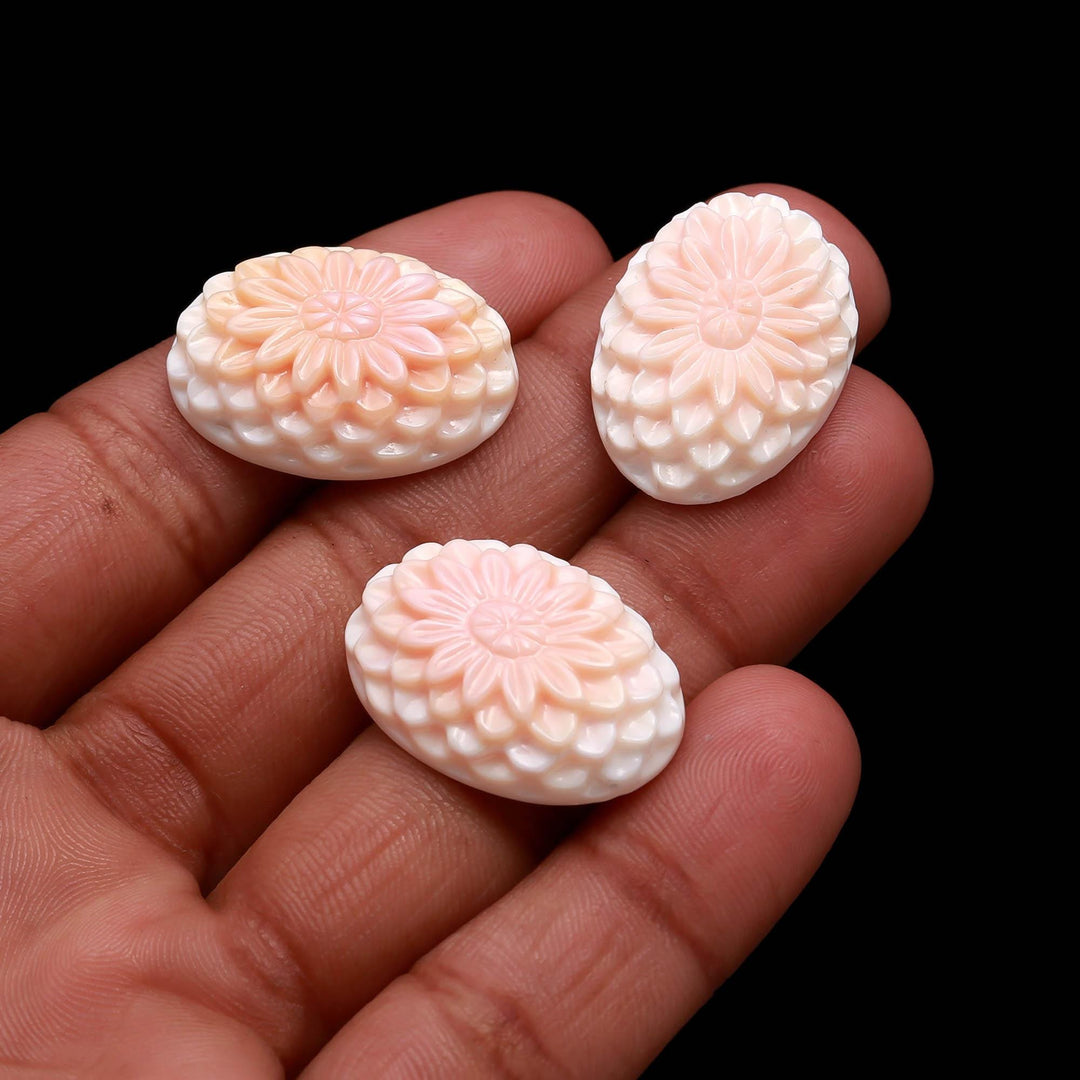 1 Pc Natural Mother of Pearl Oval Shape Carving, Pink Pearl Oval Flower Carved Cabochon, Wholesale Pearls, 25 MM Pearl Gemstones