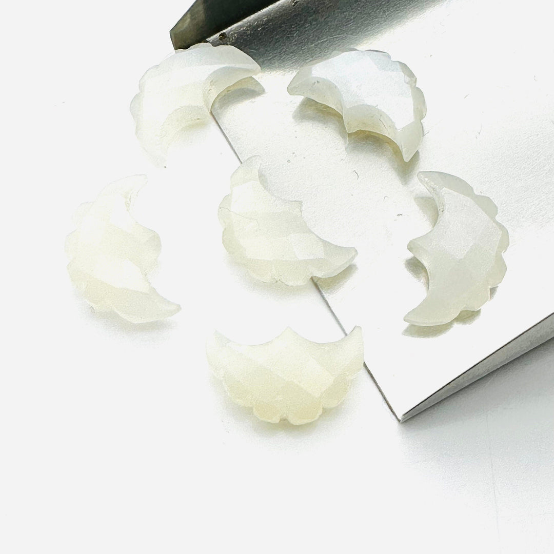 2,3,4,5,6 Pcs Natural  moonstone faceted eagle Shape gemstone, Faceted Hand Carved eagle gemstone, fancy Shape Gemstone,16X10 mm
