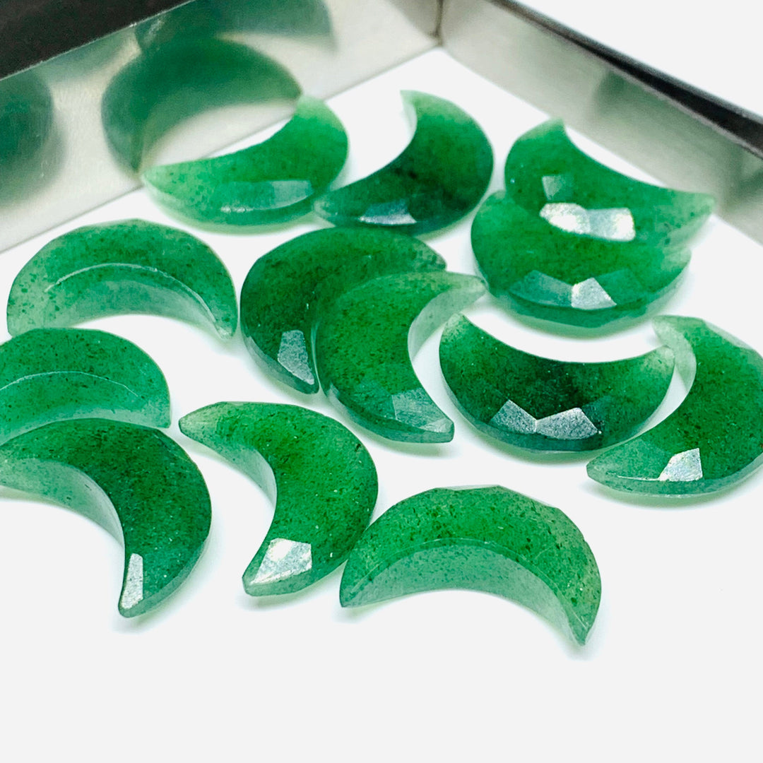 2,3,4,5 Pcs Natural Green Strawberry  Faceted Hand Carved Moon Shape Briolettes,  faceted Carved Moon Shape Gemstone For Jewellery, 17 mm